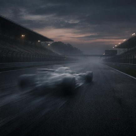 circuit-formule1-crepuscule-monoplace-floue